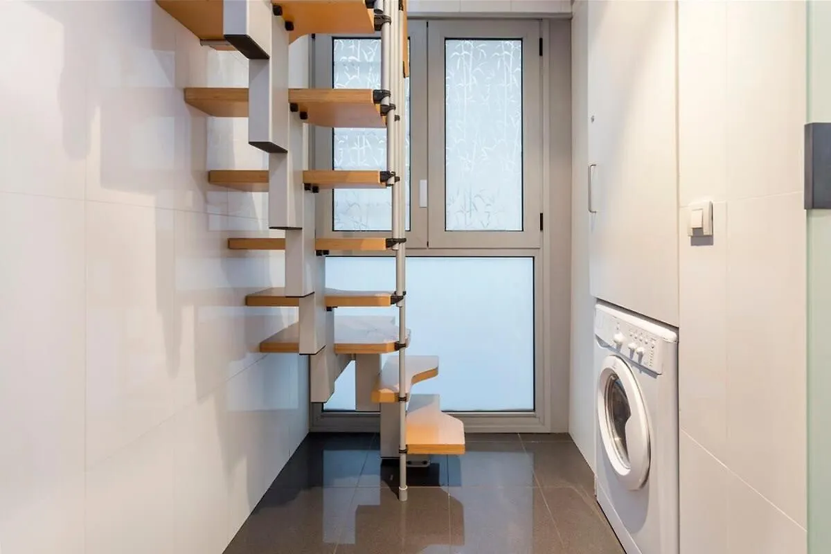 Spacious And Elegant 4 Bedroom With Private Terrace Barcellona Appartamento