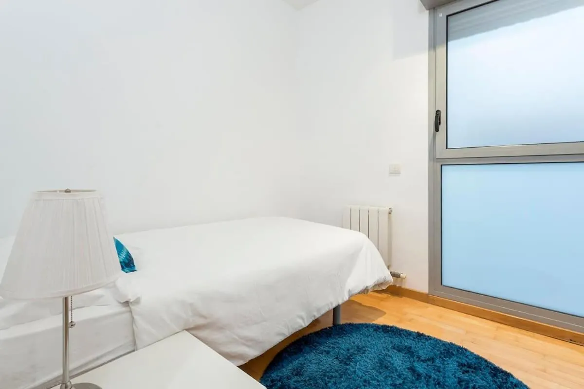Spacious And Elegant 4 Bedroom With Private Terrace Barcelona Hiszpania